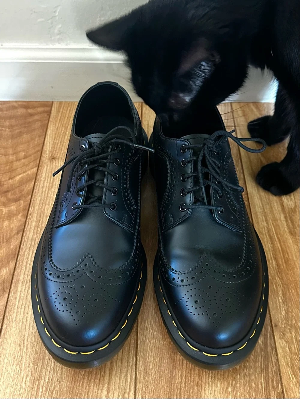 Dr. Air Wave Marten 3989 brogue shoe